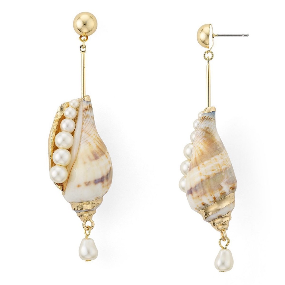 Bloomingdale’s Shell Pearl Earrings